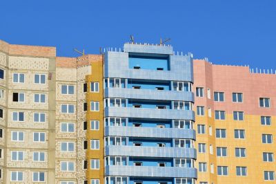 外墙涂料的选择与应用：提升建筑耐久性的重要因素